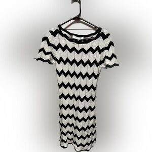 Trina Turk size M (D1)